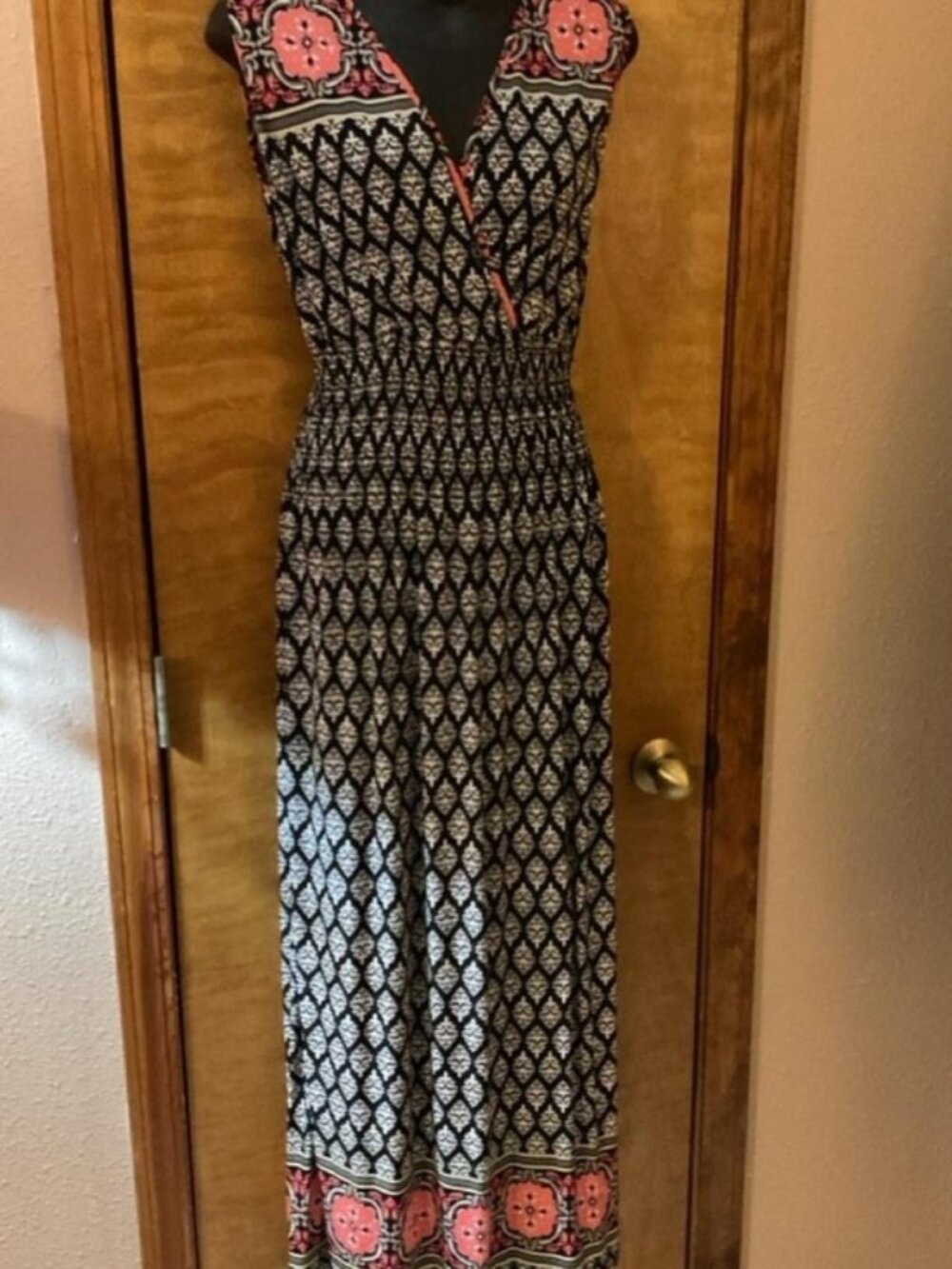 Women’s Black and Pink Printed Maxi Dress